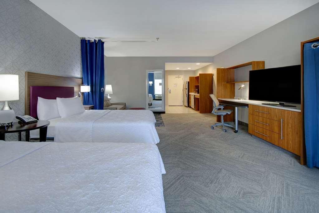 Hampton Inn זנסוויל חדר תמונה