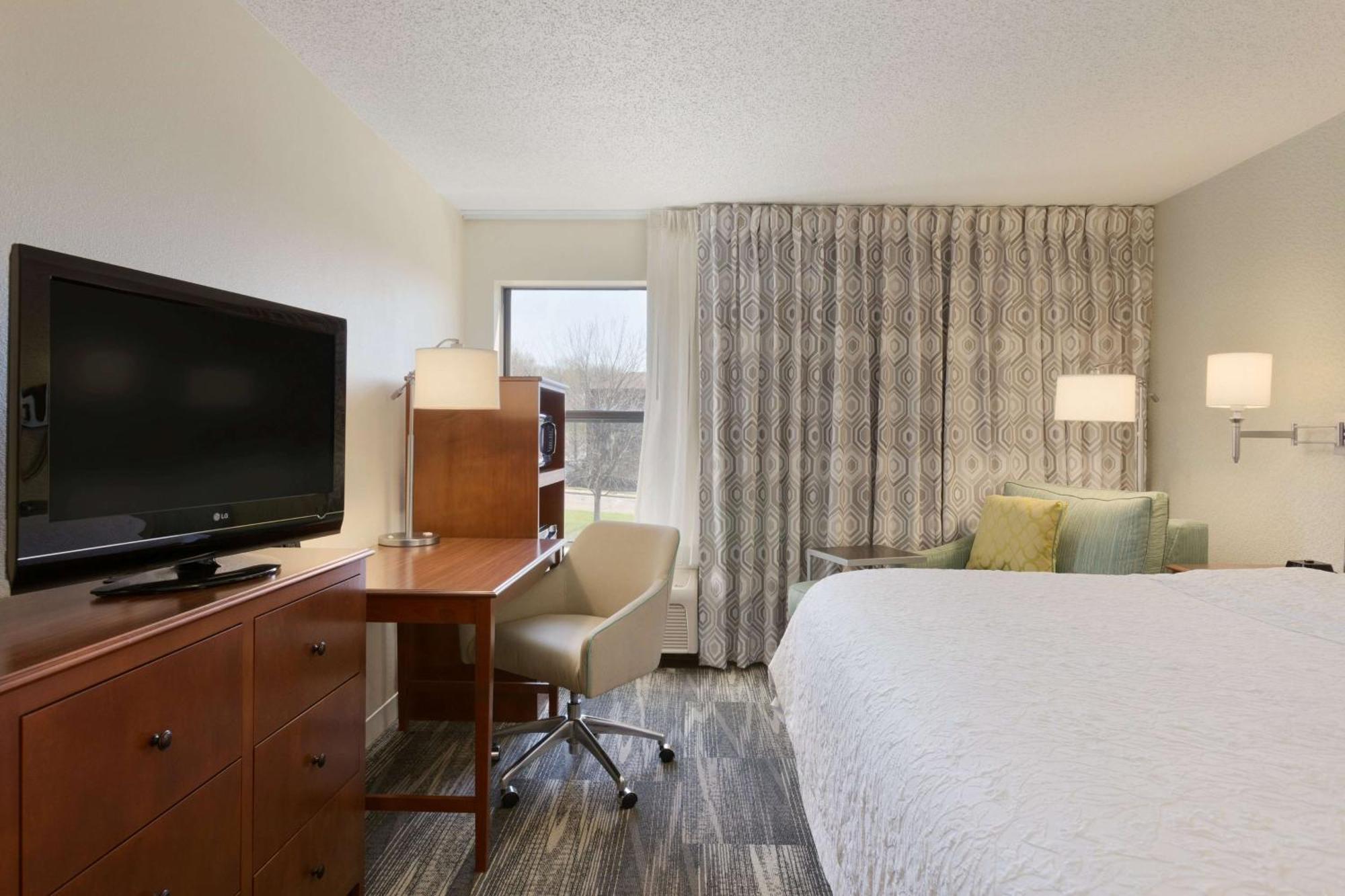 Hampton Inn זנסוויל מראה חיצוני תמונה